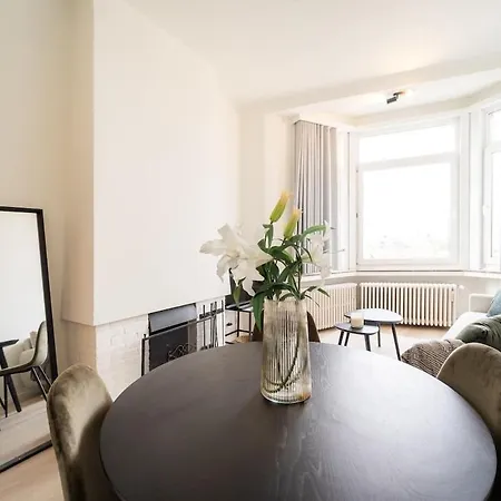Beautiful One Bedroom * 안트베르펜