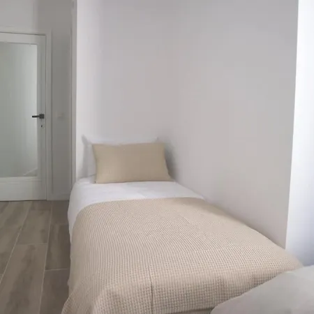 Beautiful One Bedroom 안트베르펜